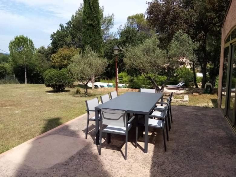 Comorebi Provence Entrecasteaux Exteriör bild