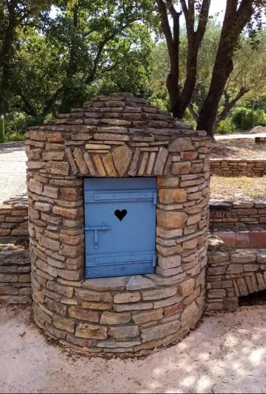 Comorebi Provence Entrecasteaux Exteriör bild