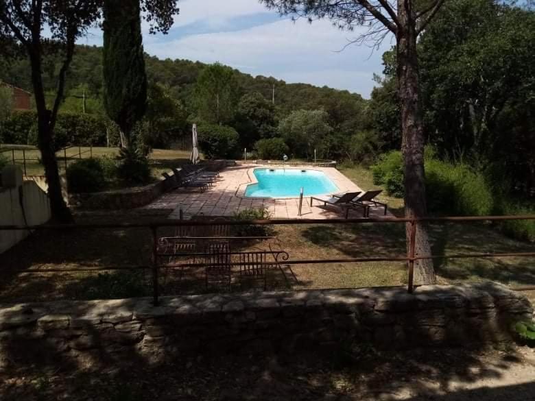 Comorebi Provence Entrecasteaux Exteriör bild