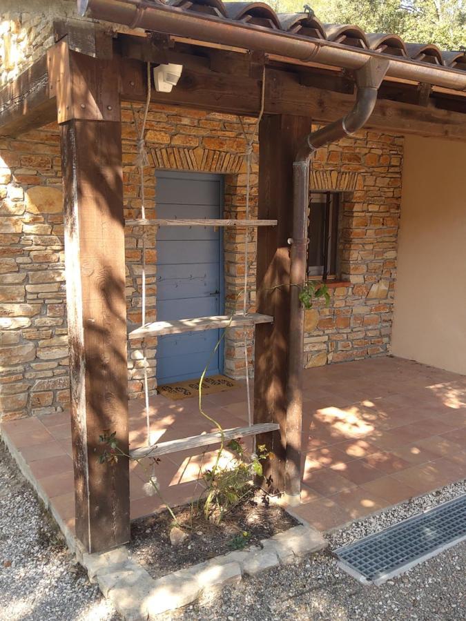 Comorebi Provence Entrecasteaux Exteriör bild